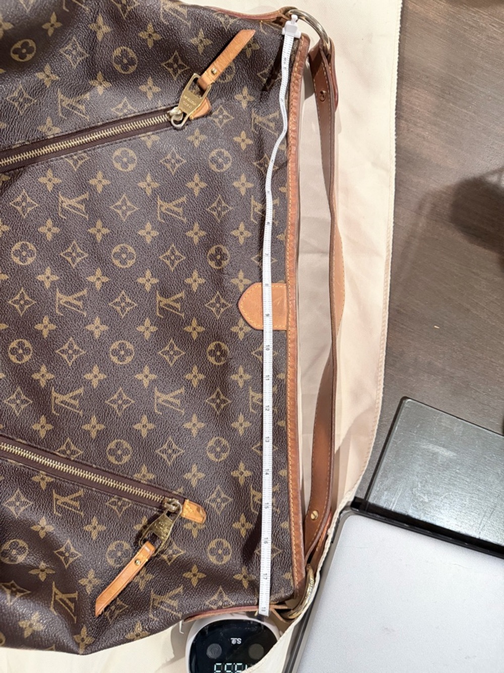 Authentic LV Delightful GM Monogram Shoulderbag - Picture 3 of 16
